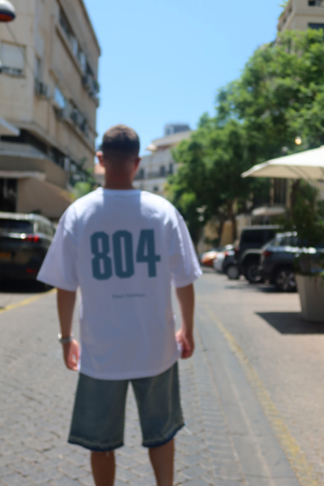 טי P804 תכלת רקום