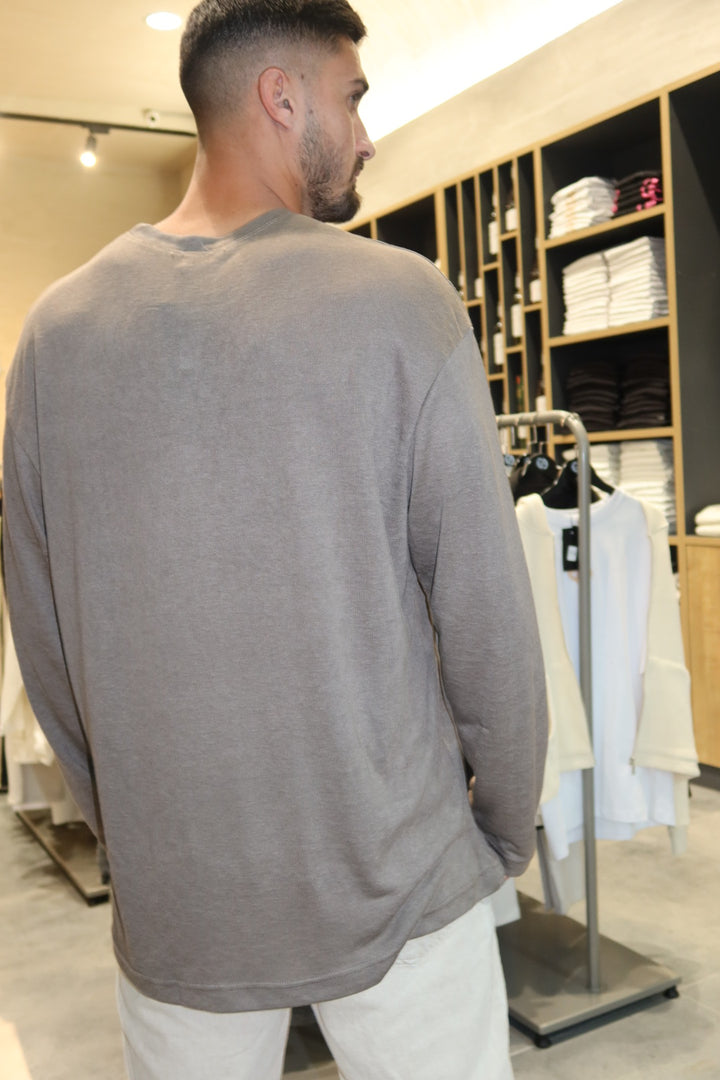 חולצת פשתן שרוול ארוך